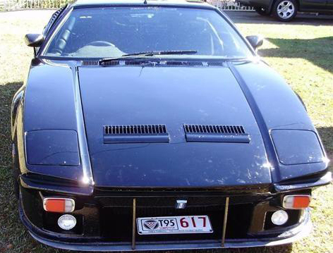 1974 DETOMASO PANTERA GTS  5.8L 5MT